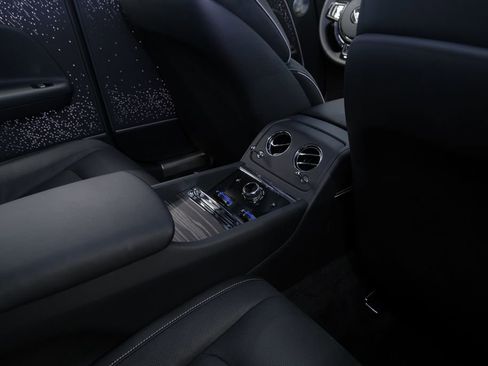 Used 2024 Rolls-Royce Spectre w/ Spectre Launch Package AWD/4WD image 21