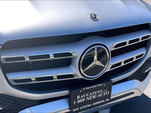 Certified 2023 Mercedes-Benz GLS 450 4MATIC image 21