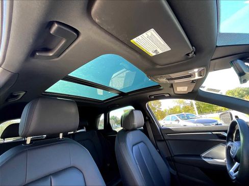 Used 2024 Audi Q3 2.0T Premium image 22