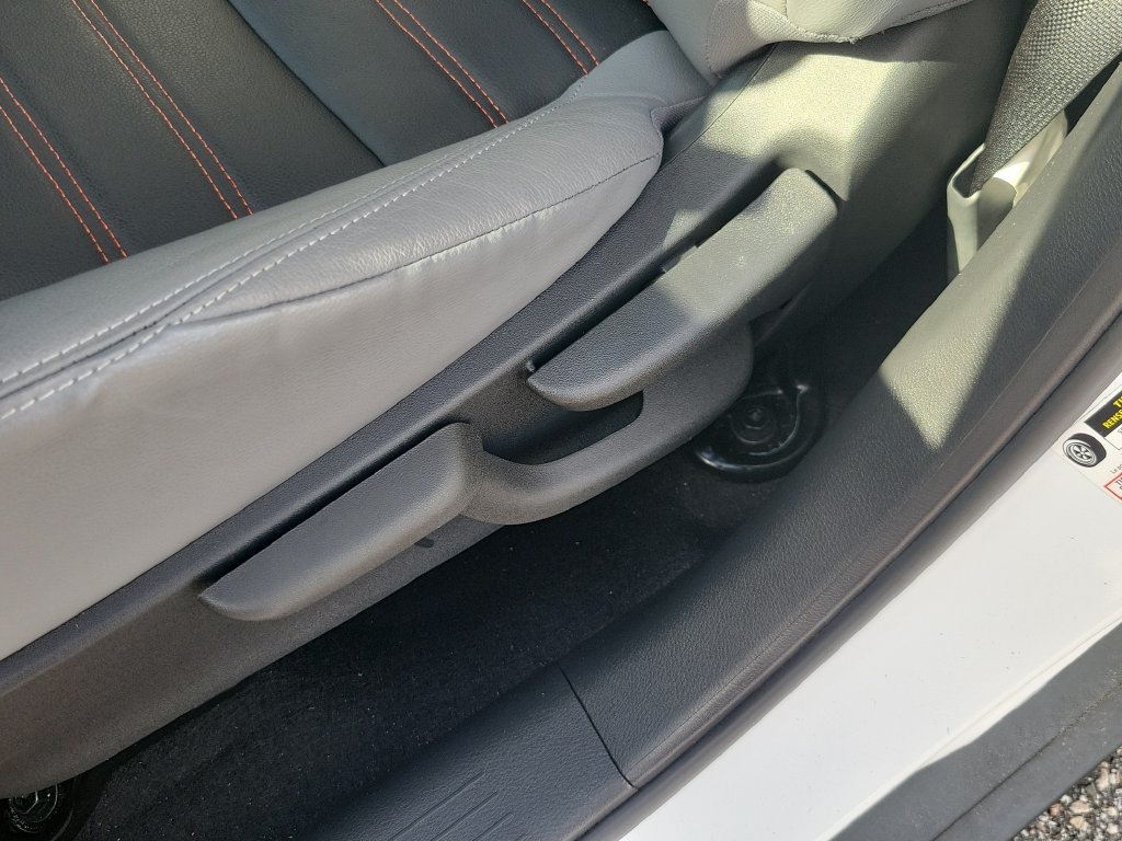 Certified 2023 Nissan Kicks SR w/ SR Premium Package FWD image 16