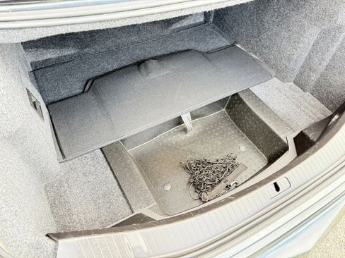 Used 2013 Cadillac XTS Premium image 37