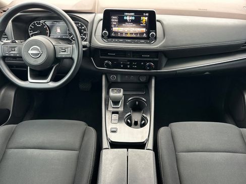 Used 2023 Nissan Rogue S image 13