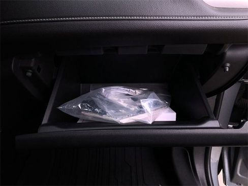 Used 2020 GMC Acadia SLT image 26