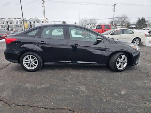 Used 2016 Ford Focus SE FWD image 5