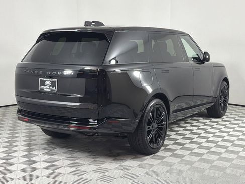 New 2026 Land Rover Range Rover Long Wheelbase SE image 5