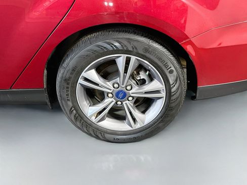 Used 2017 Ford Focus SE FWD image 36