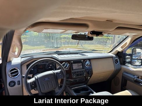 Used 2011 Ford F250 Lariat w/ Lariat Interior Pkg image 5