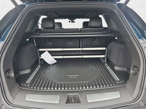 Used 2025 Cadillac XT5 Premium Luxury w/ LPO, Floor Liner Package AWD/4WD image 12