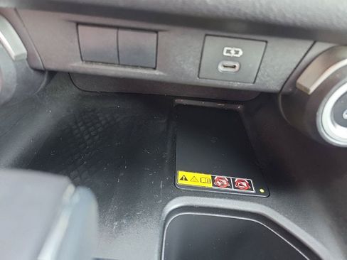 Used 2025 Toyota Grand Highlander FWD image 26