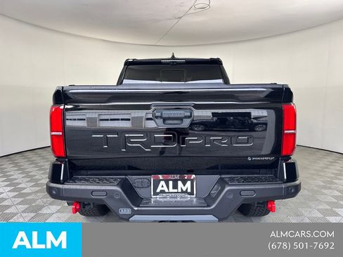 Used 2024 Toyota Tacoma TRD Pro AWD/4WD image 8