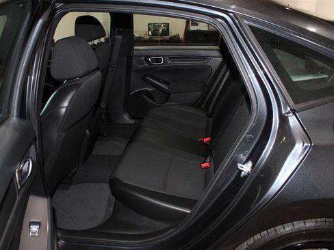 Used 2025 Honda Civic Sport image 25