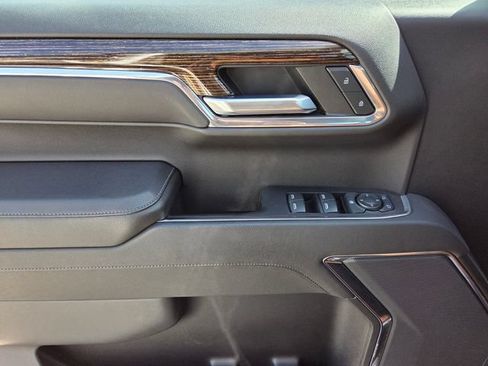 Used 2023 GMC Sierra 1500 Elevation RWD image 17