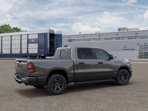 New 2026 RAM 1500 Express AWD/4WD image 4