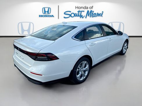 New 2026 Honda Accord LX image 7