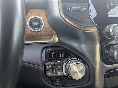 Used 2022 RAM 1500 Limited AWD/4WD image 13