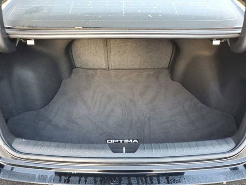 Used 2020 Kia Optima SE image 8