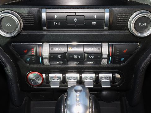 Used 2019 Ford Mustang GT Premium image 11