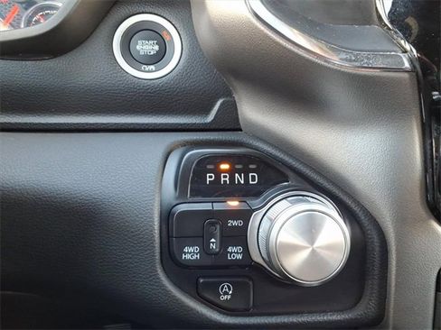 Used 2024 RAM 1500 Laramie image 22