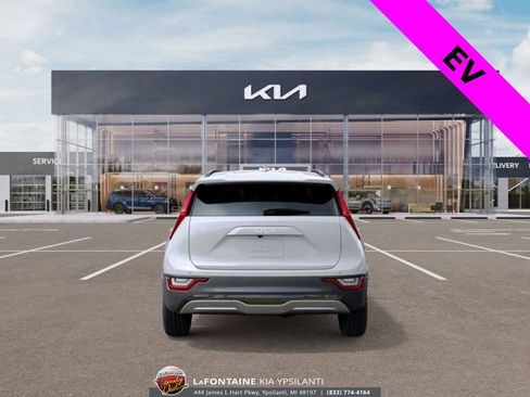 New 2025 Kia Niro Wave w/ Wave Preserve Package FWD image 5