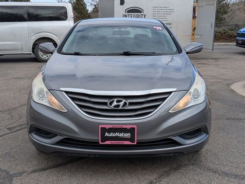 Used 2011 Hyundai Sonata GLS image 2