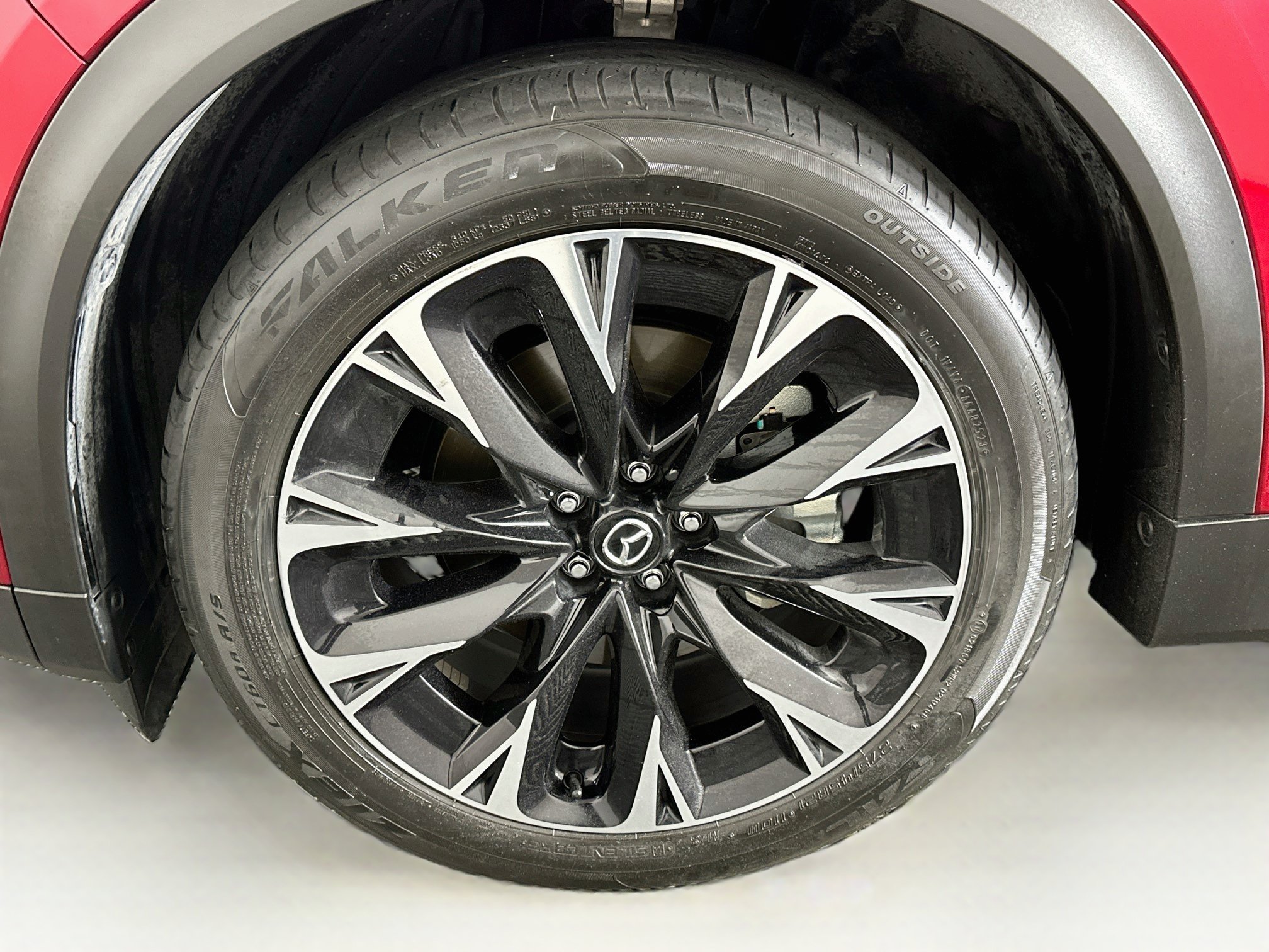 Used 2024 MAZDA CX-90 Plug-In Hybrid w/ Premium Pkg AWD/4WD image 11