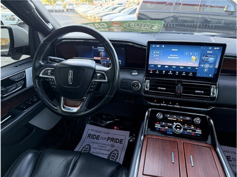 Used 2022 Lincoln Navigator L Reserve AWD/4WD image 48
