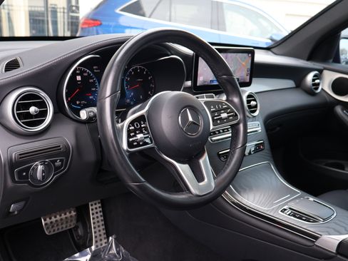 Used 2022 Mercedes-Benz GLC 300 GLC 300W4 image 12