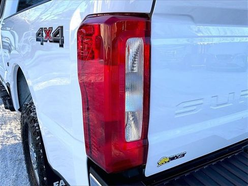 Used 2024 Ford F250 XL w/ XL Off-Road Package image 32