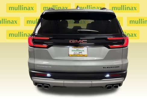 Used 2025 GMC Acadia Elevation image 18