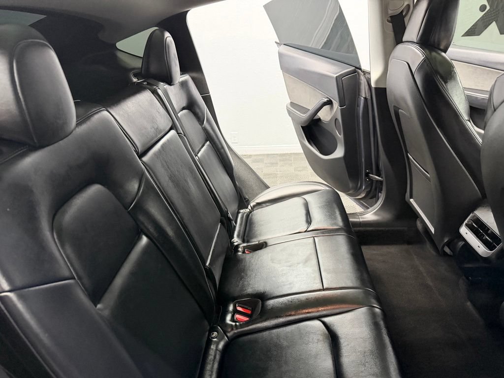 Used 2022 Tesla Model Y Performance AWD/4WD image 41