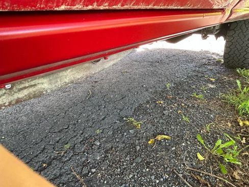 Used 2004 Chevrolet Silverado 3500 4x4 Extended Cab image 25