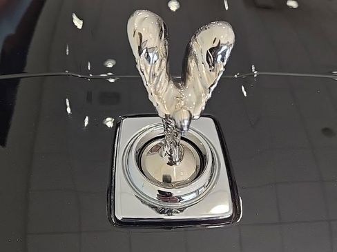 Used 2021 Rolls-Royce Cullinan AWD/4WD image 10
