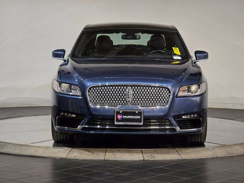 Used 2018 Lincoln Continental Reserve image 3