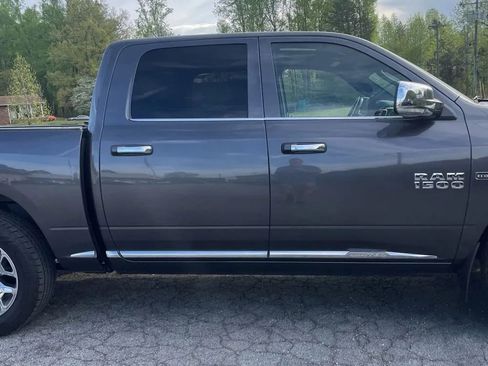 Used 2016 RAM 1500 Limited AWD/4WD image 10