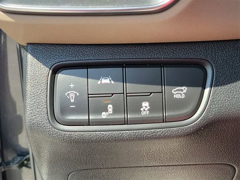 Used 2020 Hyundai Santa Fe Limited image 28