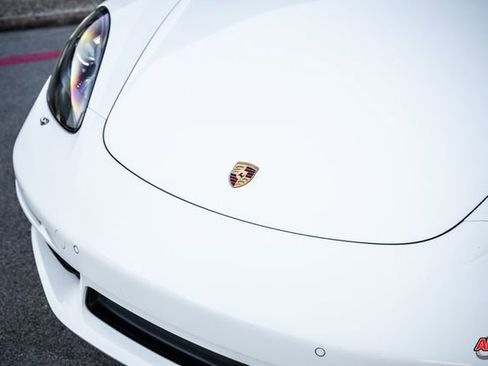 Used 2017 Porsche 718 Boxster image 25