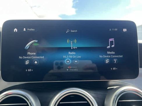 Used 2022 Mercedes-Benz GLC 300 GLC 300 image 32