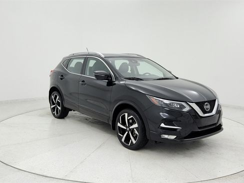 Used 2022 Nissan Rogue Sport SL w/ Premium Package FWD image 7