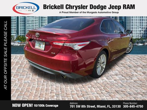 Used 2018 Toyota Camry XLE image 4