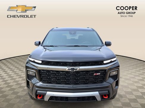 New 2026 Chevrolet Traverse Z71 w/ Enhanced Driving Package AWD/4WD image 9