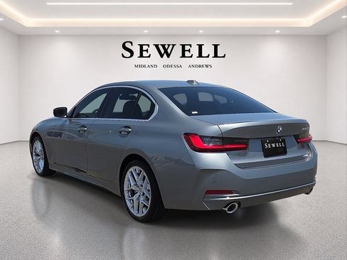 Used 2026 BMW 330i Sedan w/ Convenience Package RWD image 3