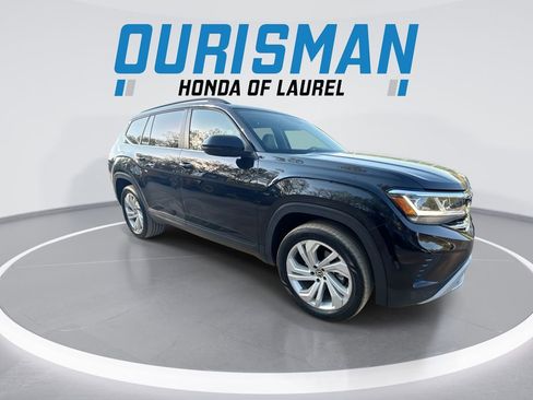 Used 2023 Volkswagen Atlas SE w/ Panoramic Sunroof Package AWD/4WD image 2