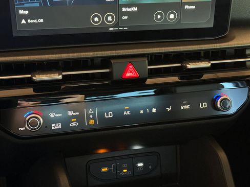 New 2026 Kia Sportage X-Line w/ X-Line Technology Package image 21