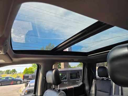 Used 2016 Ford F150 Lariat AWD/4WD image 22