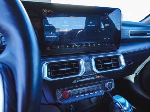 Used 2025 Ford Mustang Premium image 16