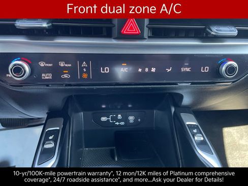 Certified 2025 Kia Sorento EX w/ Panoramic Sunroof Package AWD/4WD image 16