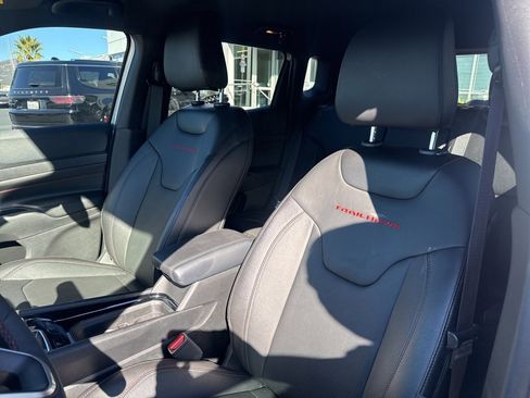 Certified 2024 Jeep Compass Trailhawk w/ Trailhawk Elite Group image 14