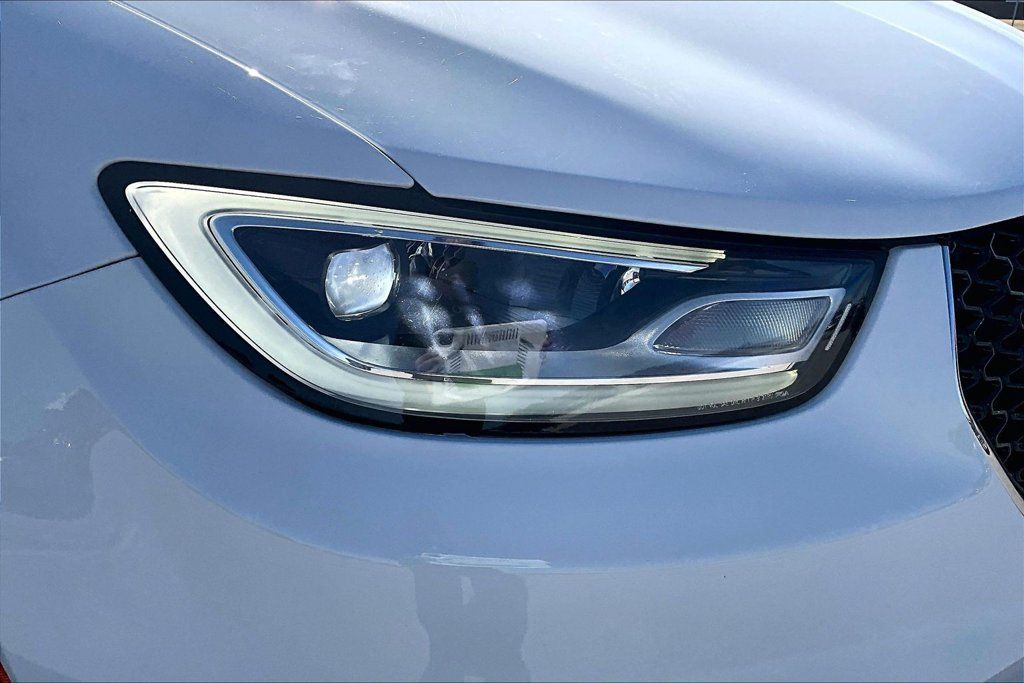 Used 2021 Chrysler Pacifica Touring-L AWD/4WD image 39