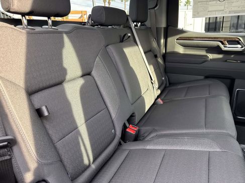 New 2026 GMC Sierra 1500 Elevation image 25