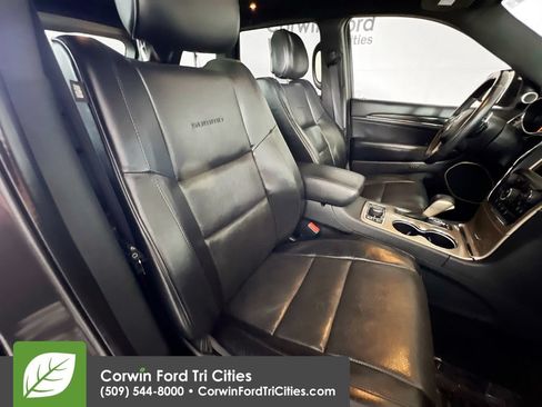 Used 2016 Jeep Grand Cherokee Summit AWD/4WD image 18